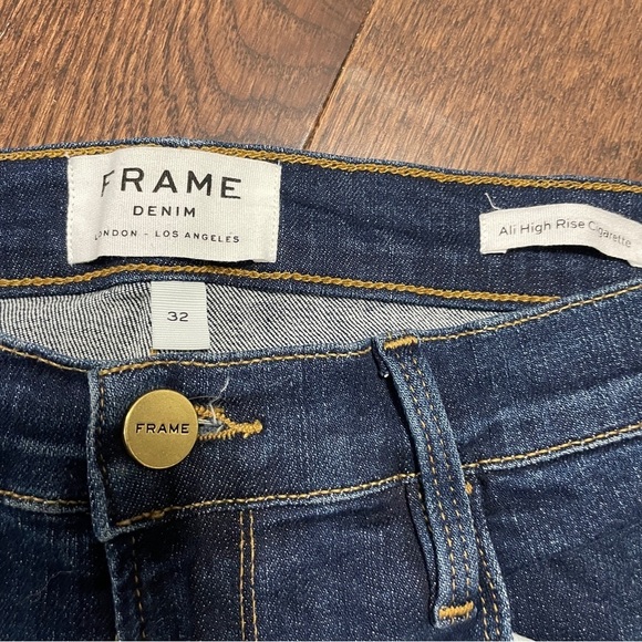 FRAME Ali High Rise Cigarette Denim Jeans - Picture 6 of 14